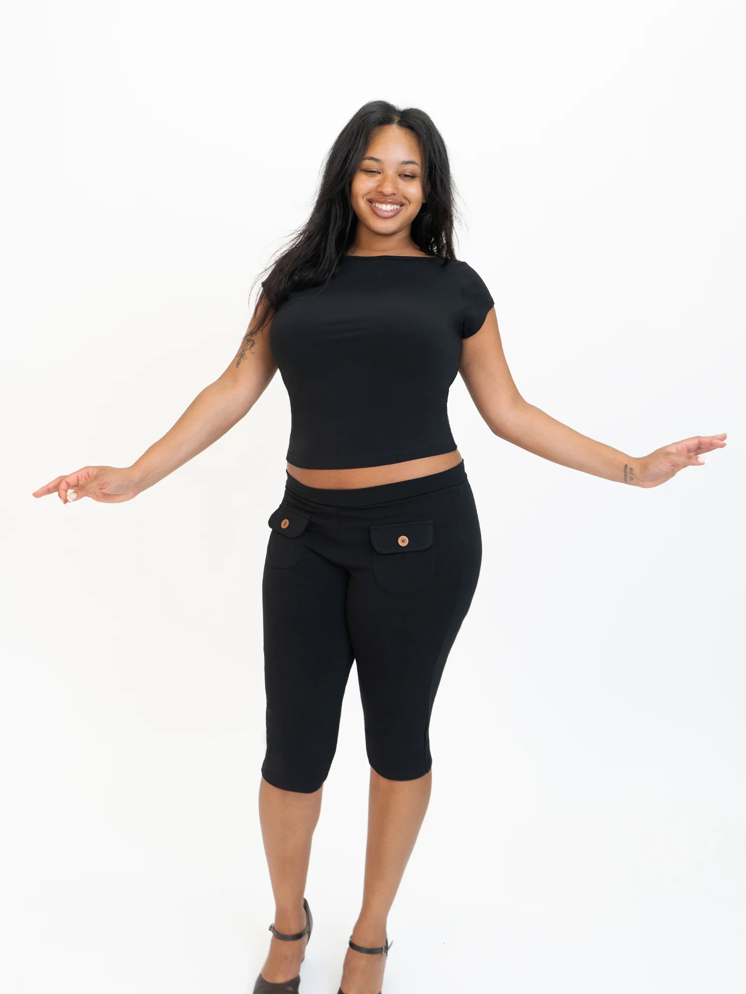 Button Capris - Image 3