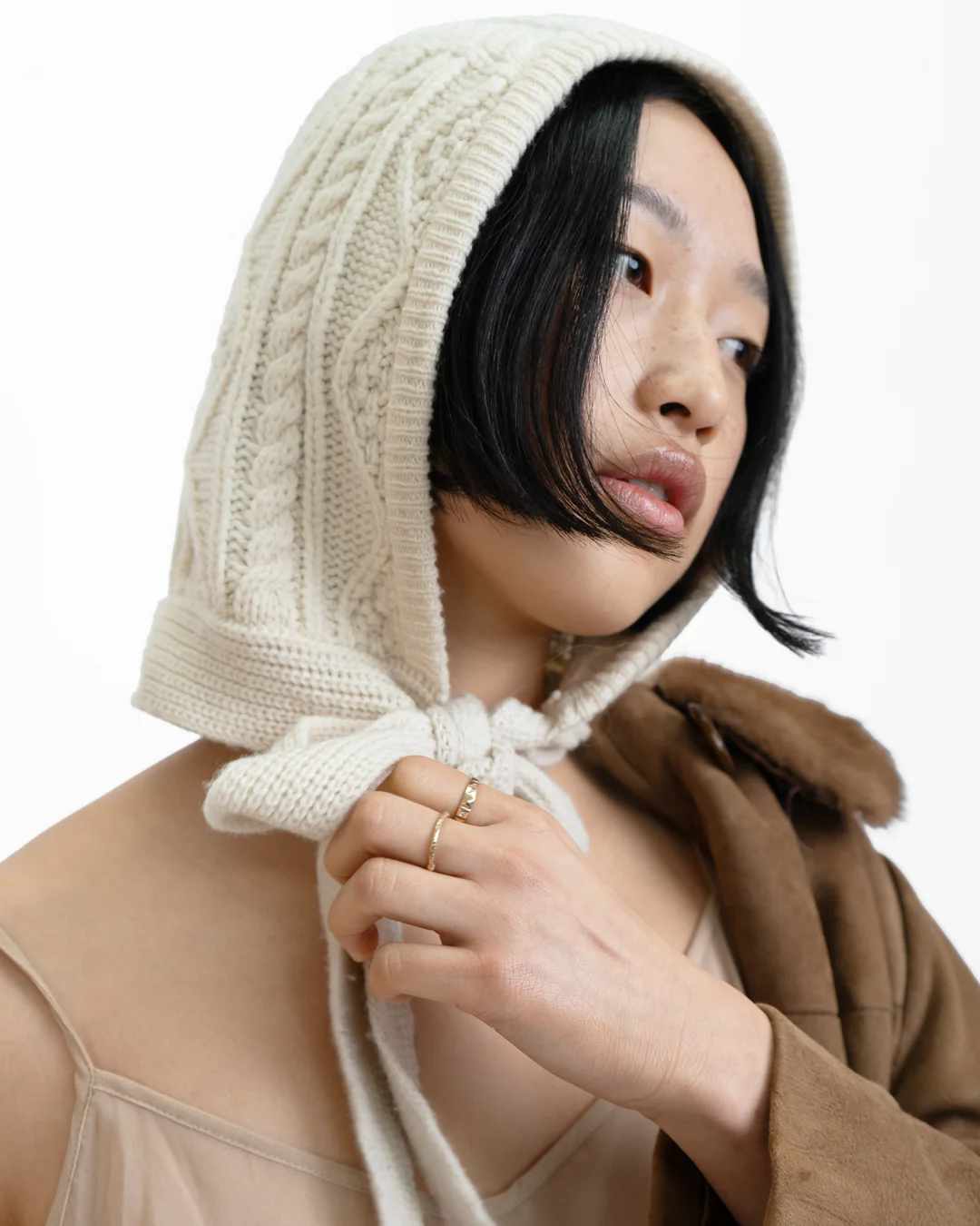 Cable Knit Bonnet - Image 10