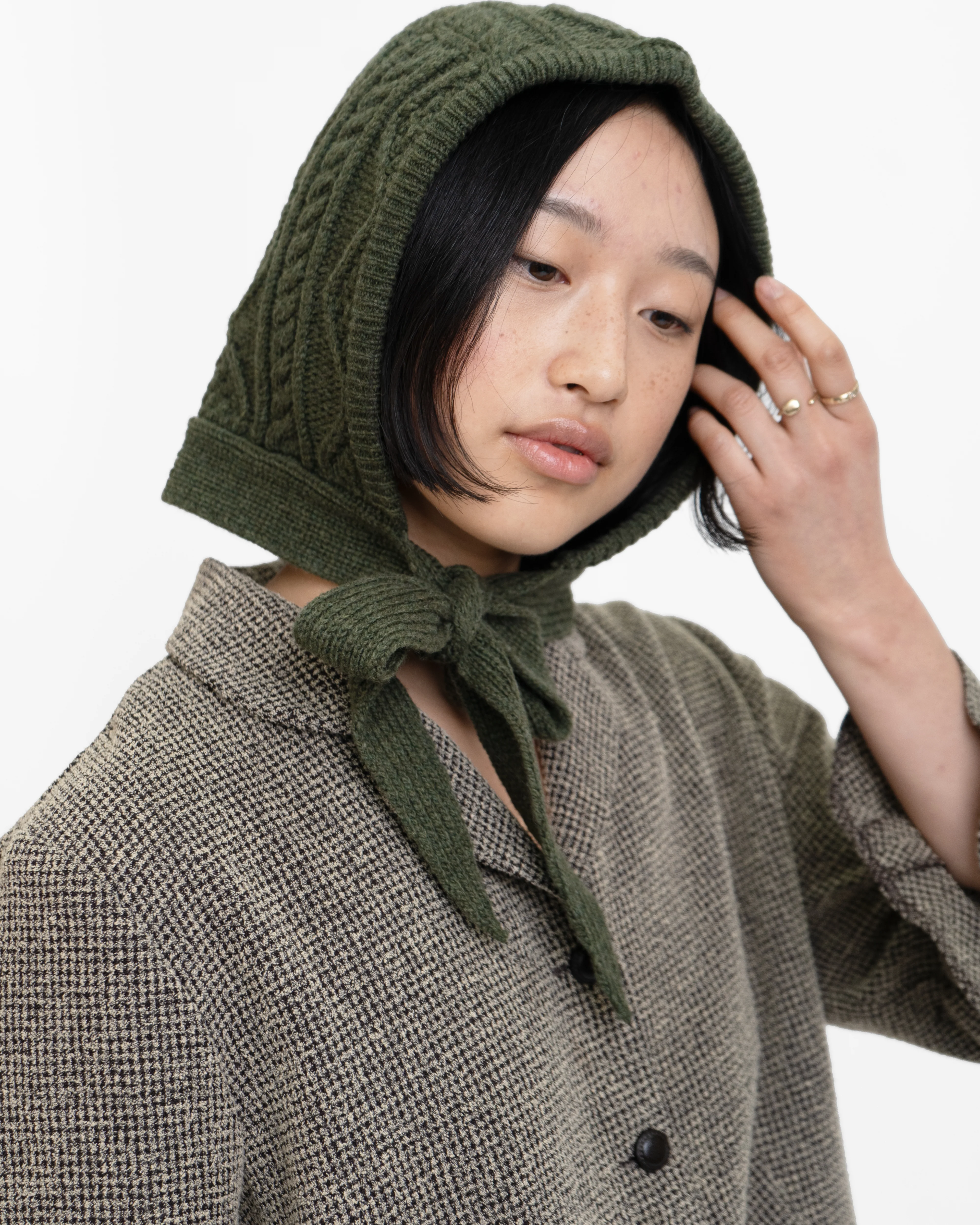 Cable Knit Bonnet - Image 7