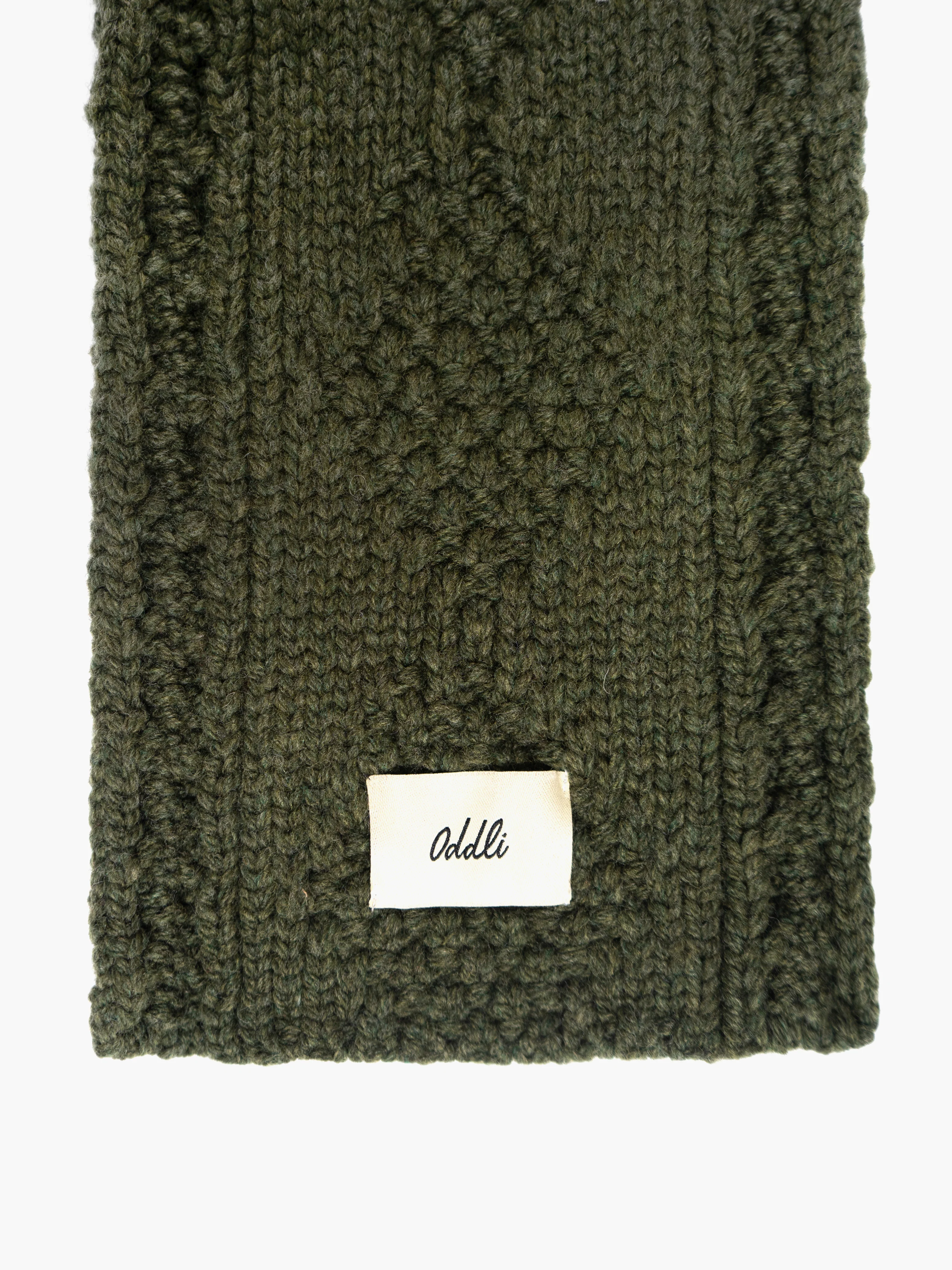 Cable Knit Skinny Scarf - Image 17